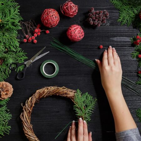 Vyrobte si vianočný veniec na dvere či iné dekorácie