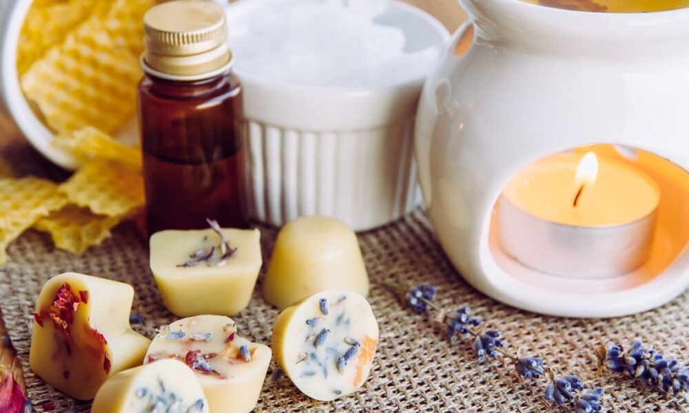 Ako si vyrobiť bylinkový vosk do vonných sviečok