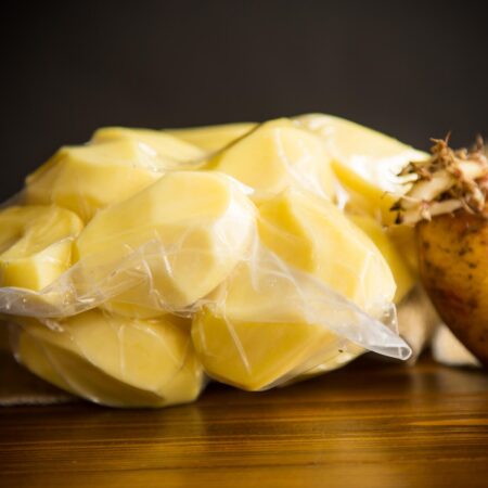 Mrazenie zemiakov, takto nesčernejú a zachovajú si vitamíny