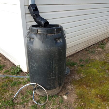 Dažďový sud, ako ho nainštalovať a prečo je to dobrý nápad